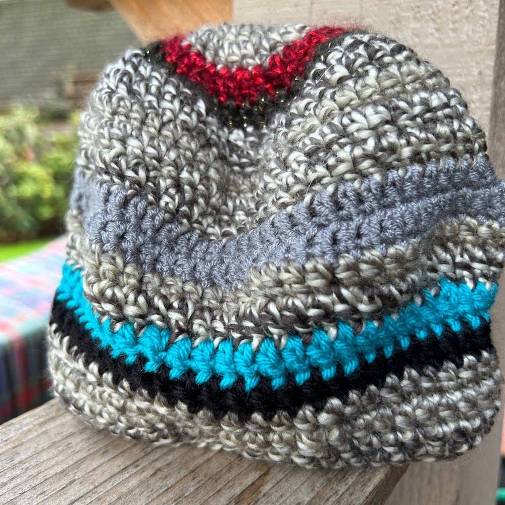 Beanie Boutique hand crocheted hat. Unisex